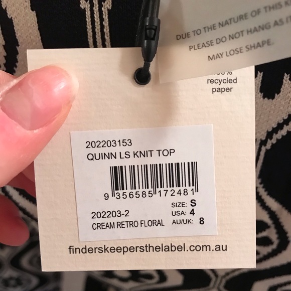 Finders keepers NWT Quinn LS knit S retro long sleeve v neck crop top - Picture 7 of 7